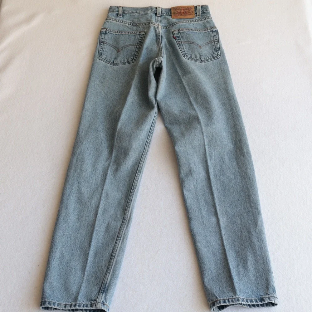 Vintage Levis 550 Relaxed Fit Tapered Leg Jeans Light Wash 29x34 Fits 27x33
